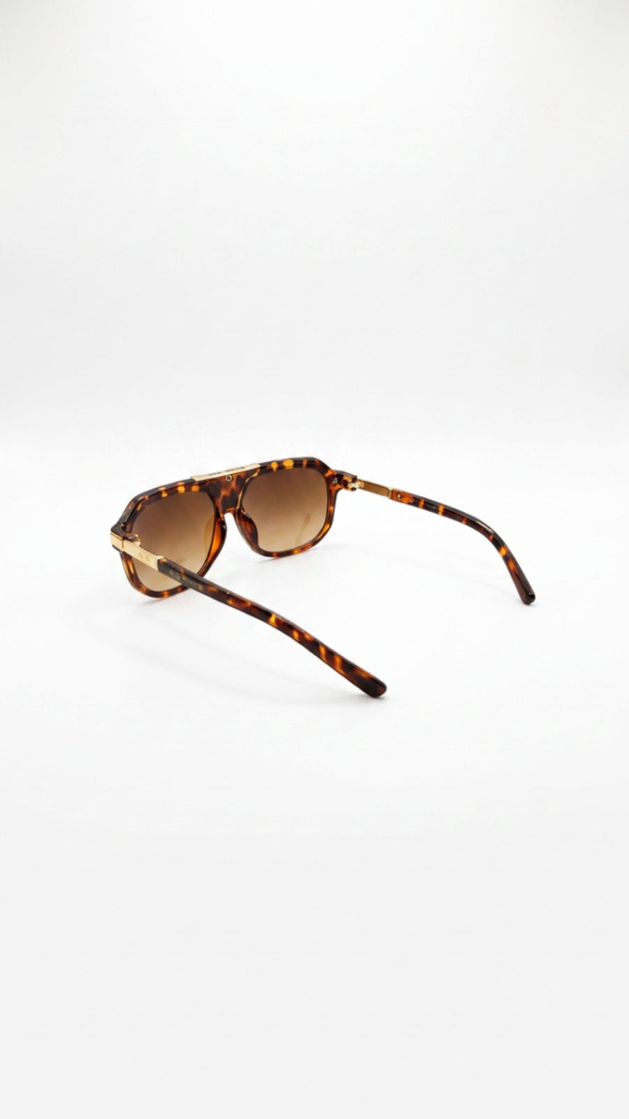 Amber Aviator